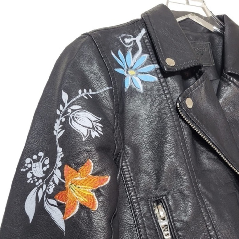 NEW Blank NYC Secret Keeper Faux Leather Embroidered Painted Jacket in Black - Picture 6 of 14